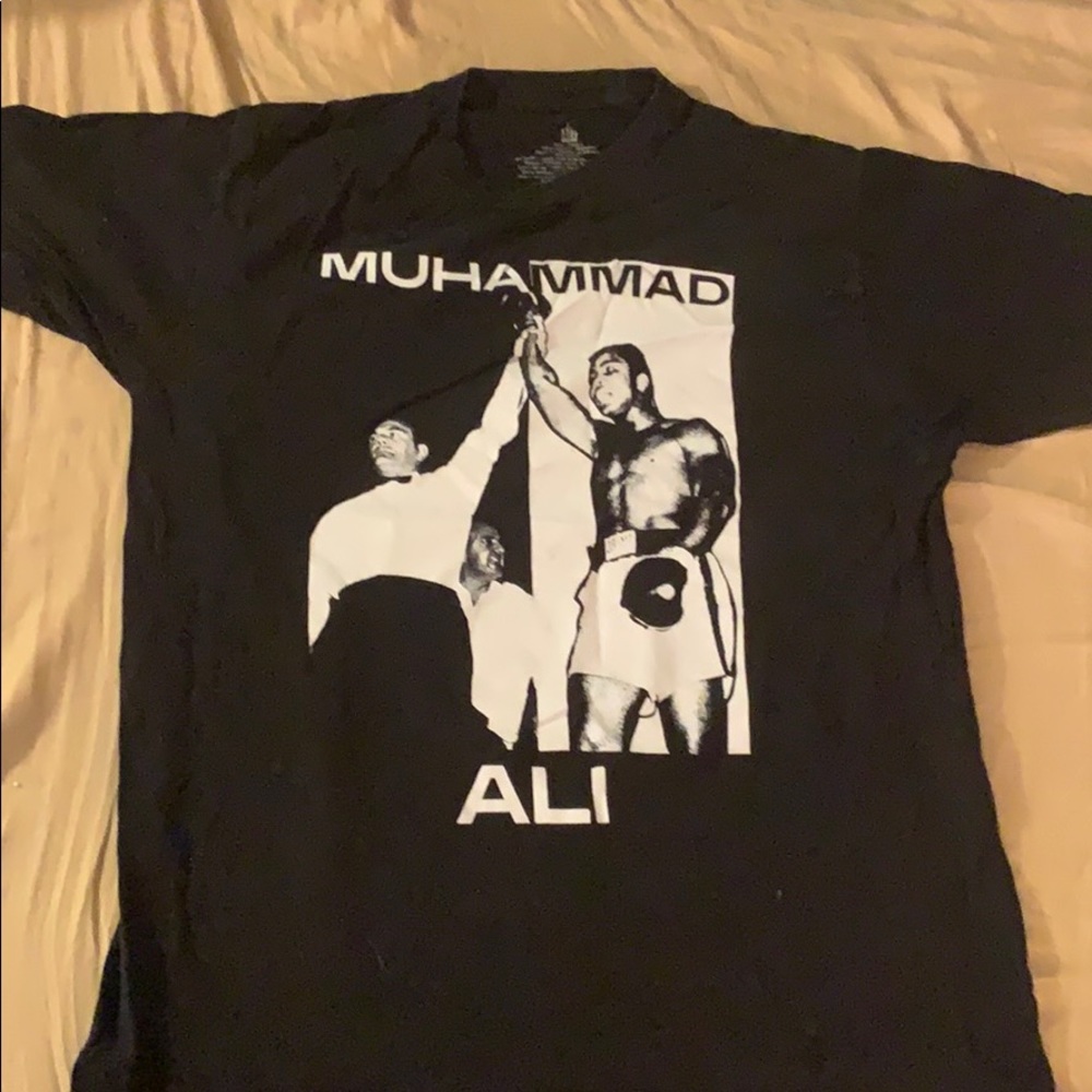 t shirt